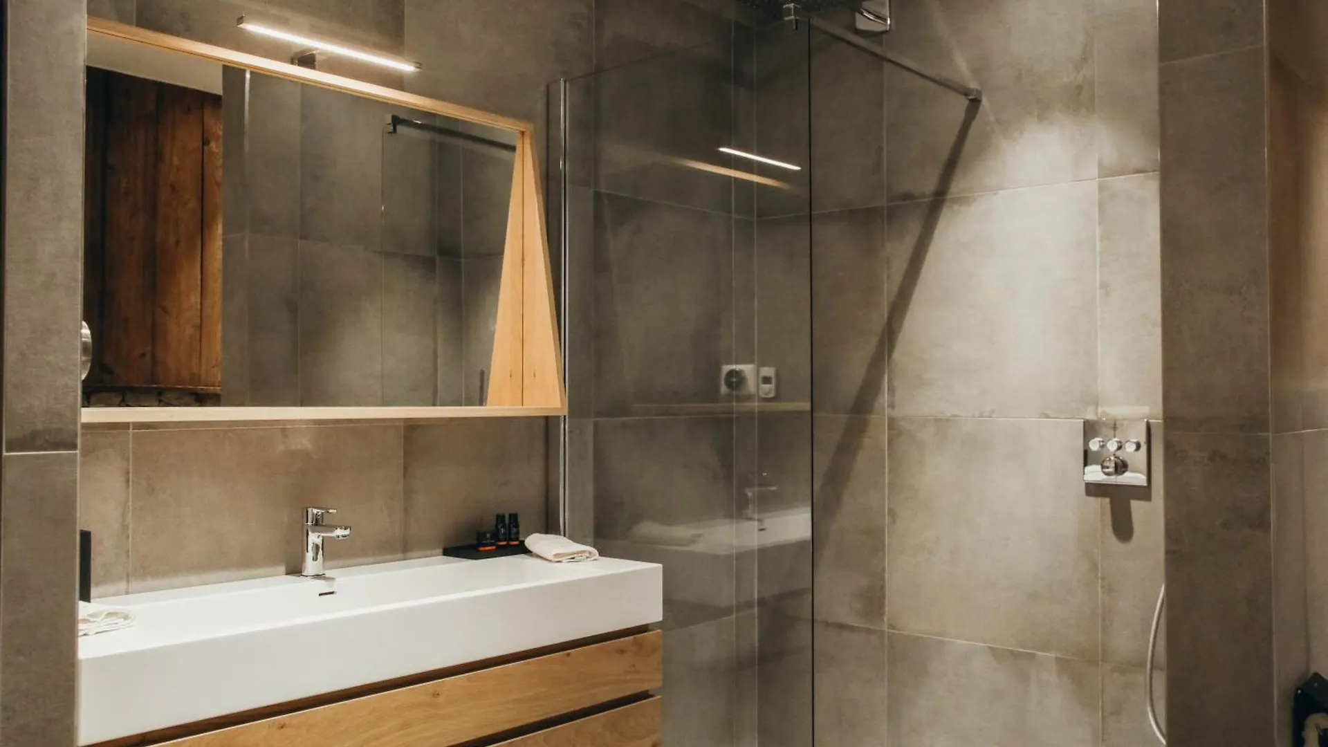 Duplex Encombres By Lodji Apartment Saint-Martin-de-Belleville 0*,